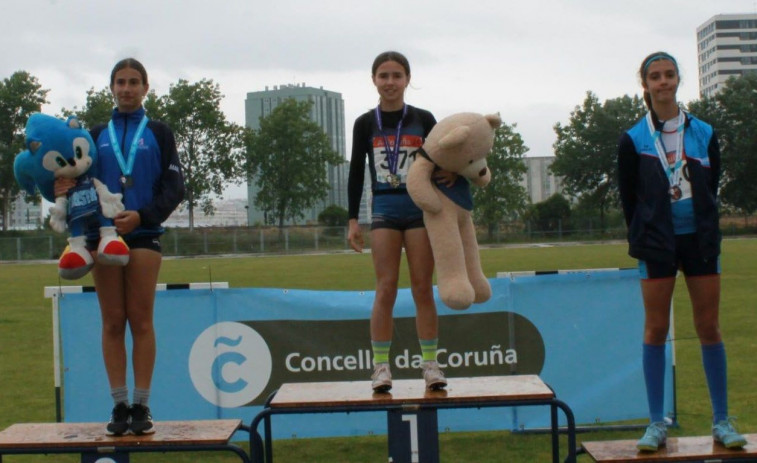 Doblete dorado para Valeria Mera en  el Campeonato Gallego sub 12 de atletismo celebrado en A Coruña