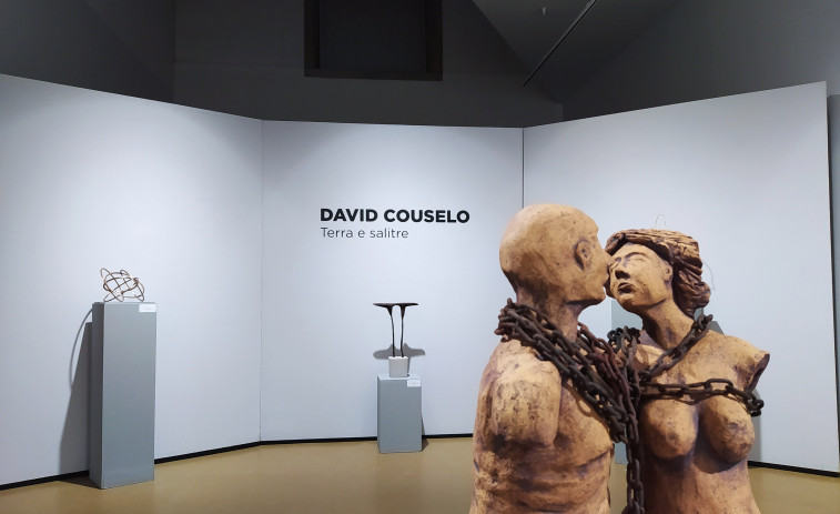 “Terra e Salitre”, a mostra de esculturas e acuarelas de David Couselo