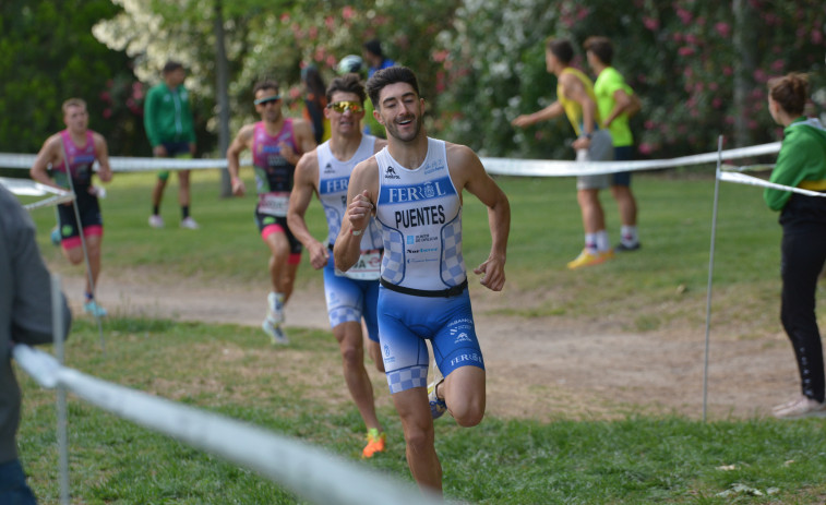 Pontevedra decide las plazas finales de Náutico de Narón y Triatlón Ferrol en los Estatales por clubes y relevos mixtos