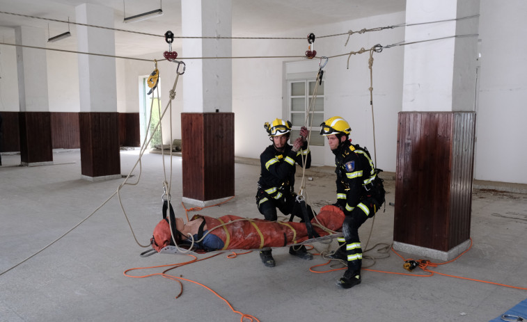 Simulacro da ONG Briegal e CASAGA no Cuartel Sánchez Aguilera