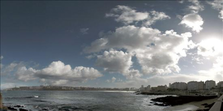 Cielos parcialmente nubosos y subida de temperaturas el lunes en Galicia