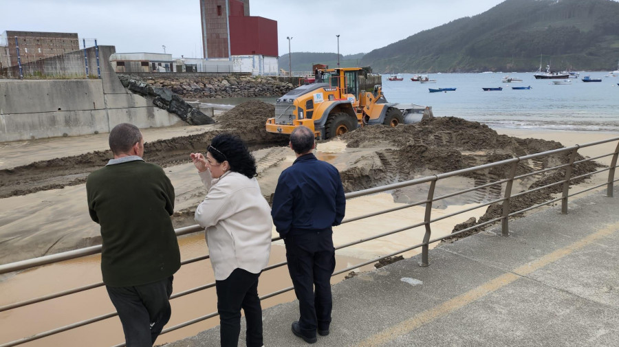 Mejoras en el muelle de Cariño para facilitar el acceso de las embarcaciones