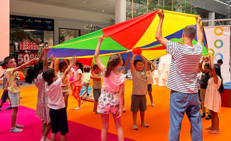 Gran fiesta infantil en Odeón para inaugurar los campamentos de verano del centro comercial