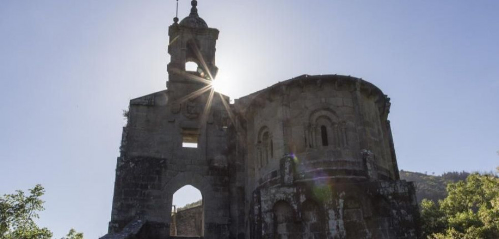 La Diputación ofrecerá en verano atención a los visitantes en Caaveiro