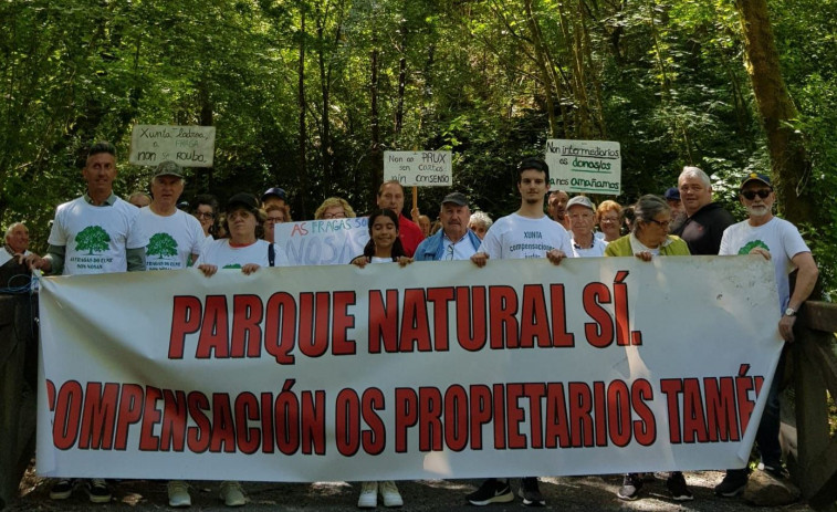 Nueva protesta de los propietarios de terrenos en las Fragas a la espera de la llamada de la Xunta