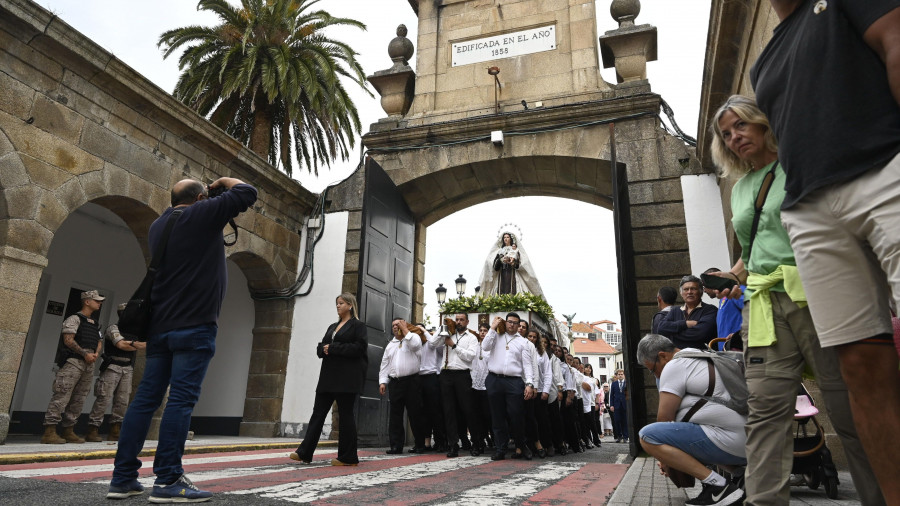La devoción por la Virgen del Carmen, “Stella Maris”, se vive en las calles de Ferrol