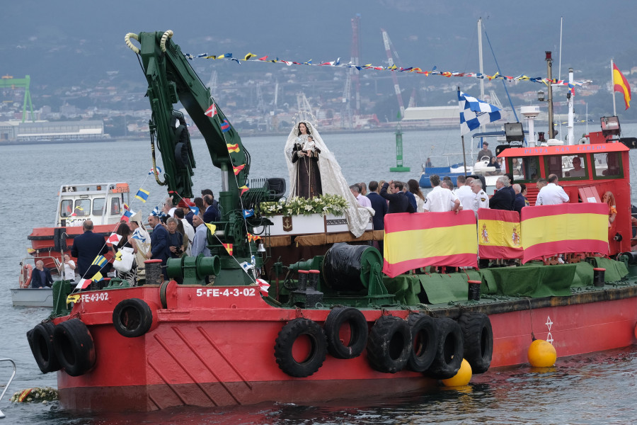 Honores a la Virgen del Carmen