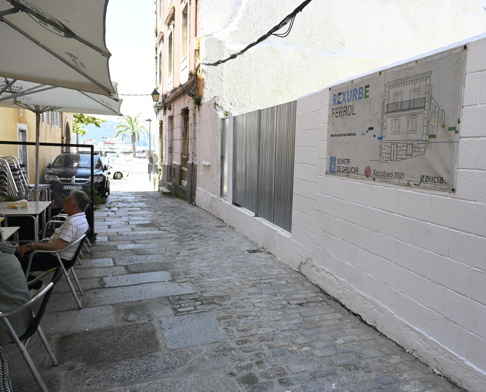 Rua Castro Ferrol Vello Emilio Cortizas