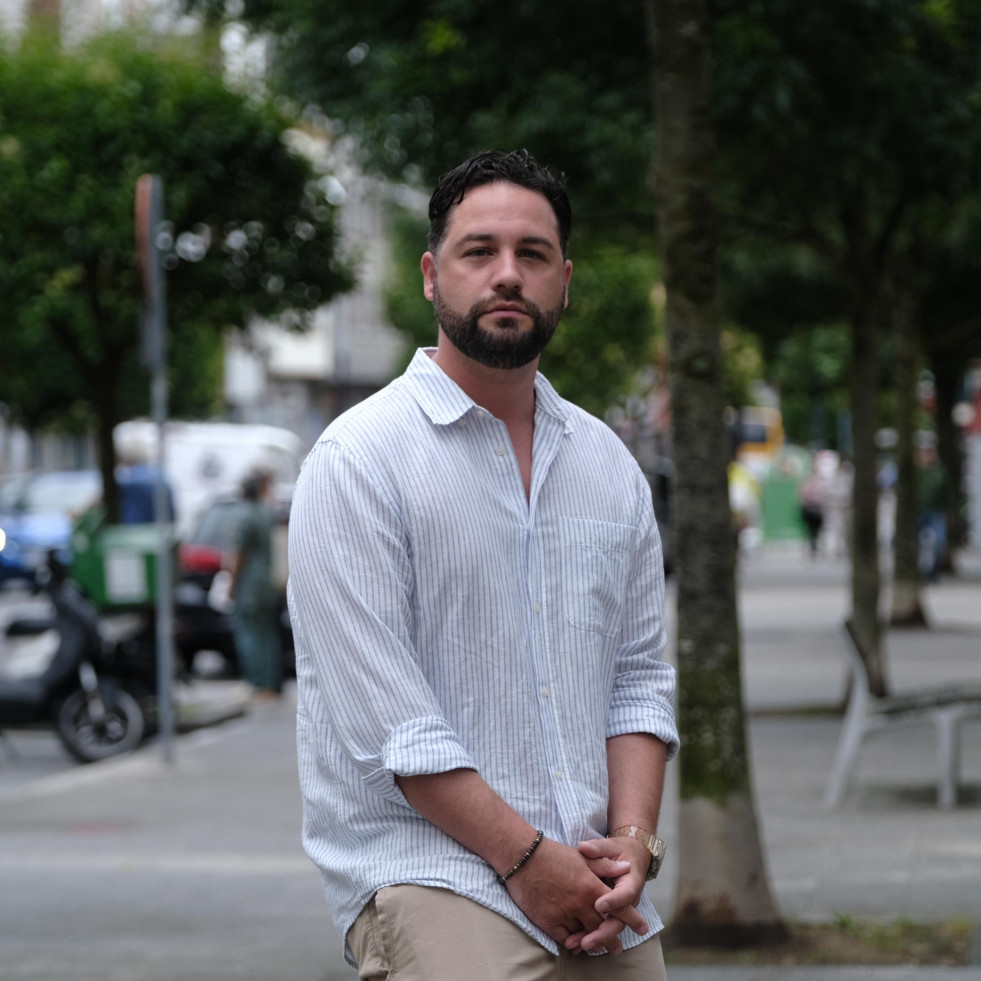 Arán López, concejal de Fiestas | “Ferrol debe tener una oferta de empleo buena para que los jóvenes se puedan quedar y que otros quieran venir a aquí”