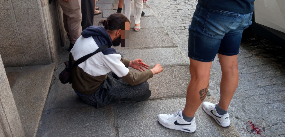 'El Piojo', reducido por un guardia de paisano, tras hurtar 50 euros en Ferrol