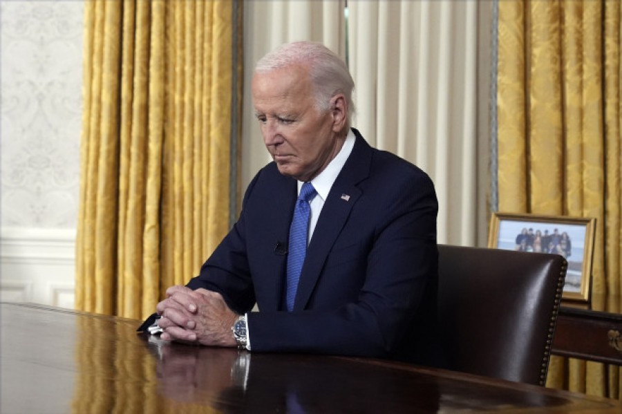 Biden se despide de los estadounidenses: es hora de "pasar el testigo" para salvar al país