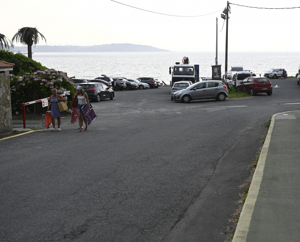 Acceso playa Ber Emilio Cortizas