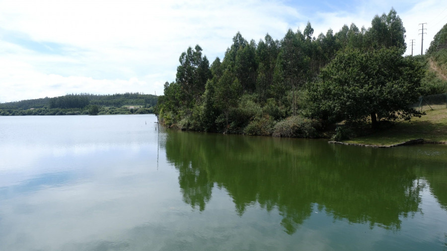 Los pantanos de referencia en el área de Ferrolterra se mantienen en niveles de capacidad históricos