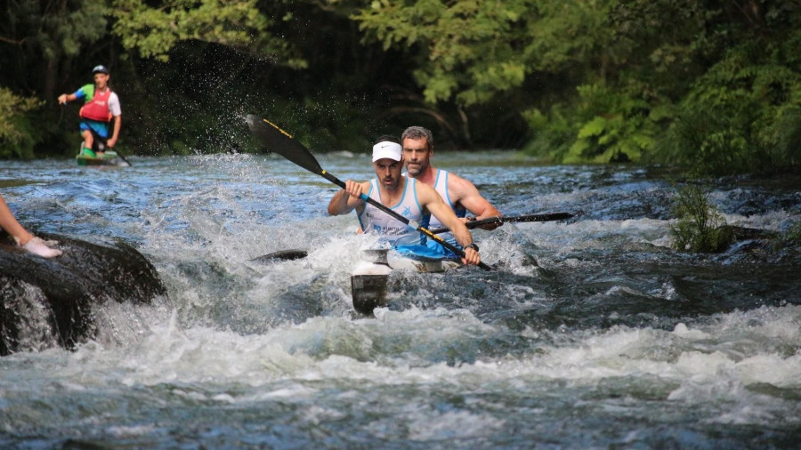 Náutico Firrete consagra su estatus como anfitrión campeón en el río Eume