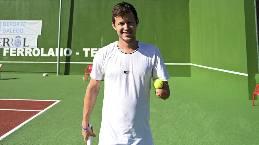 El campeón mundial de tenis para-standing jugó en la Copa Calleja