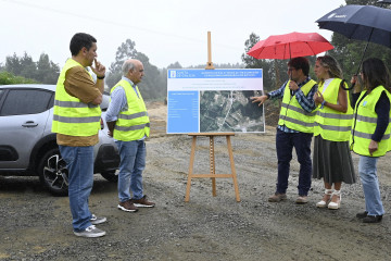 Obras glorieta Xunta Naron Emilio Cortizas