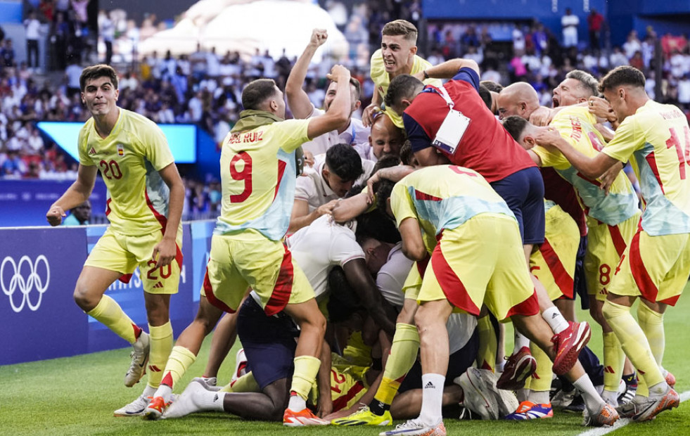 La selección masculina de fútbol conquista el oro olímpico (3-5)