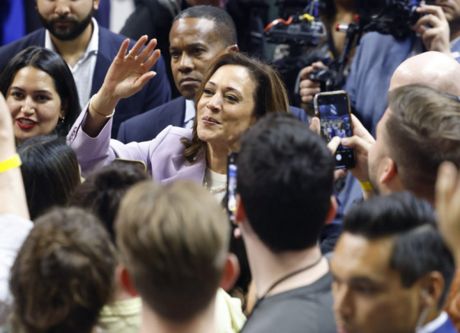 Kamala Harris energiza su campaña con recaudación millonaria