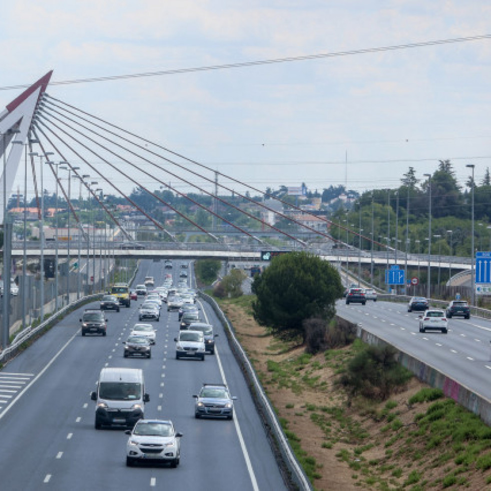 La DGT prevé más de un millón de desplazamientos en las carreteras gallegas por el puente