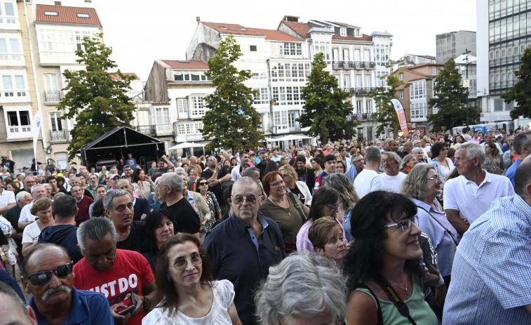 El BNG lamenta que solo haya un concierto en gallego en las fiestas