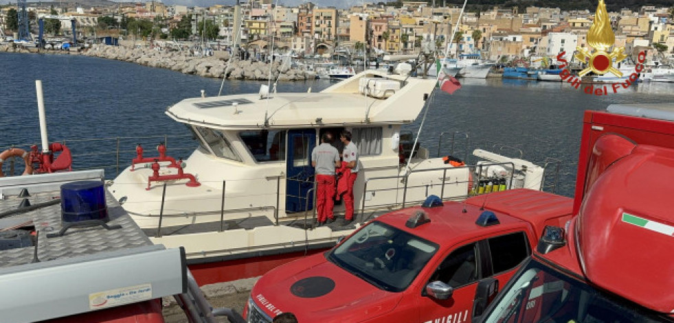 Hallan cinco cadáveres dentro del yate hundido en Sicilia y buscan al último desaparecido