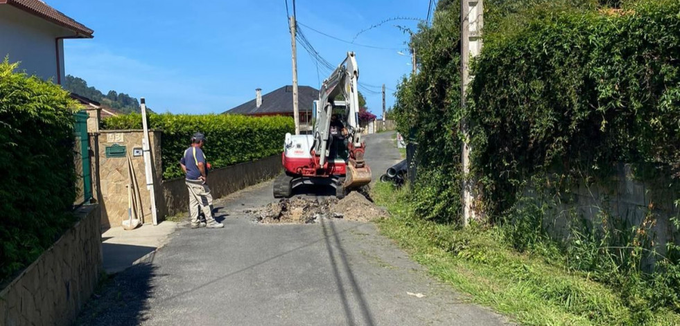 Cambios en el tráfico desde este martes por las obras de saneamiento en San Cosme-Nogueirosa de Pontedeume