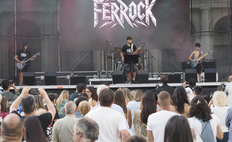 El concierto del cantaor Israel Fernández se completa con más talento local