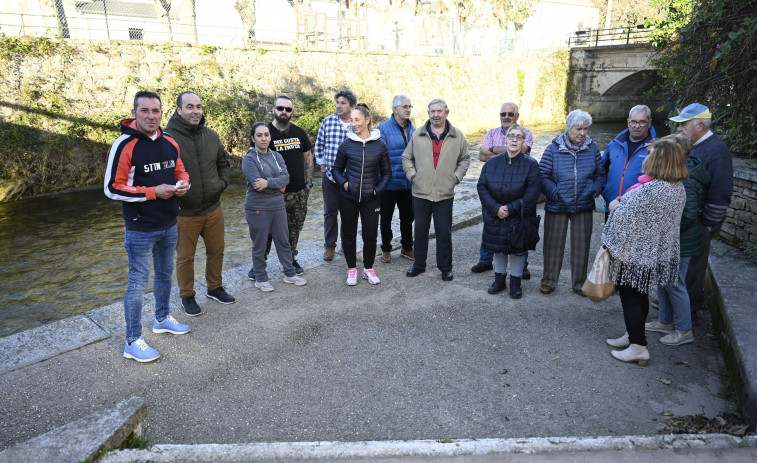 Vecinos afectados por las riadas en Neda, esperanzados por los trabajos en el Belelle y Basteiro