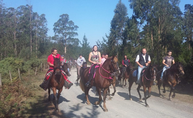 Encuentro y ruta caballar este sábado en el polígono cedeirés de Trabe