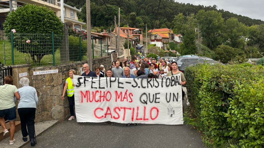 Los vecinos de San Felipe toman las calles para reivindicar el cuidado del área