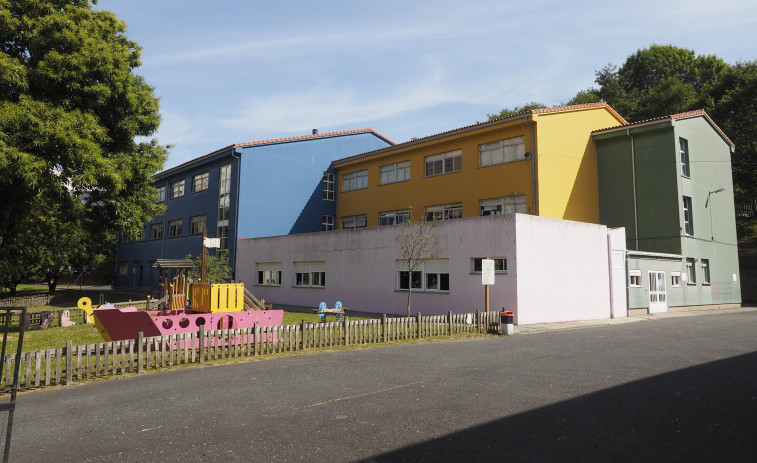 La comunidad educativa del CEIP Ledicia reclama el desdoble de dos aulas