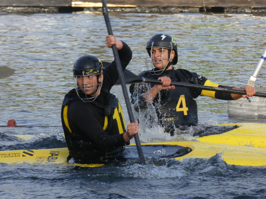 El Copacabana vuelve en el Estatal por clubes de kayak polo