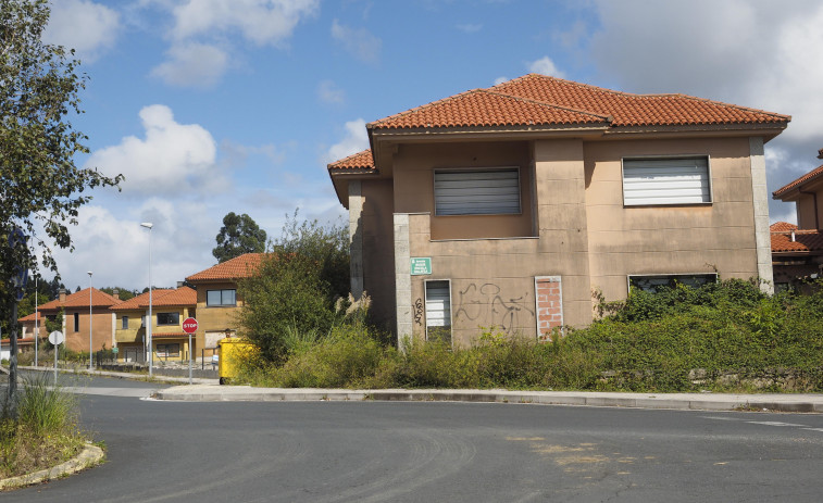 Una compradora de Ciudad Jardín denuncia que su chalé tiene una orden de derribo