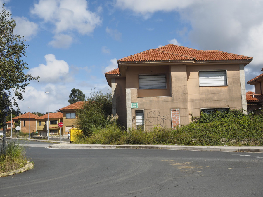 Una compradora de Ciudad Jardín denuncia que su chalé tiene una orden de derribo