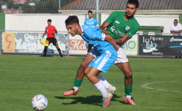 El Somozas de Stili pisa por primera vez el césped del Manuel Candocia ante el Gran Peña