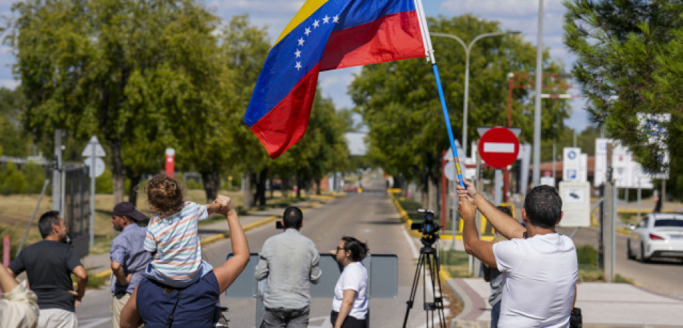 El líder opositor de Venezuela Edmundo González llega a España en busca de asilo político