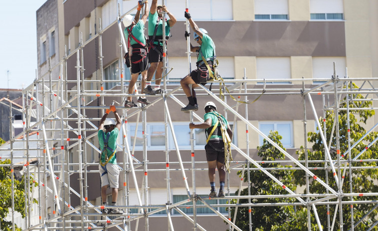 El desempleo entre la población extranjera de la comarca crece cerca de un 23% en el último año