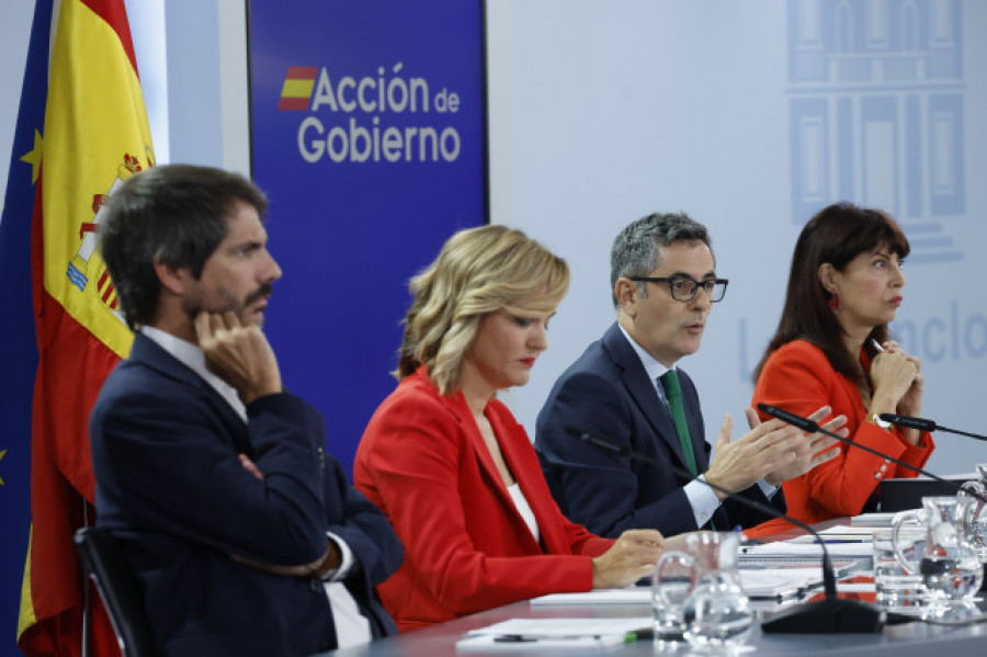 El Gobierno plantea un registro de medios, transparencia institucional y perseguir bulos