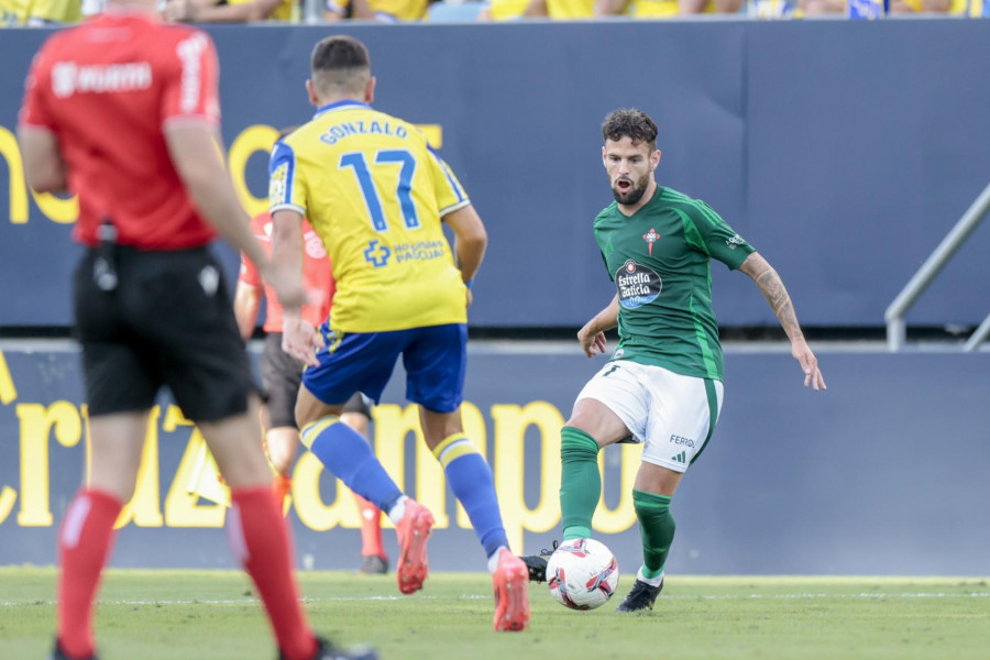 La rabia, la alegría y la pausa del Racing de Ferrol de Moi Delgado