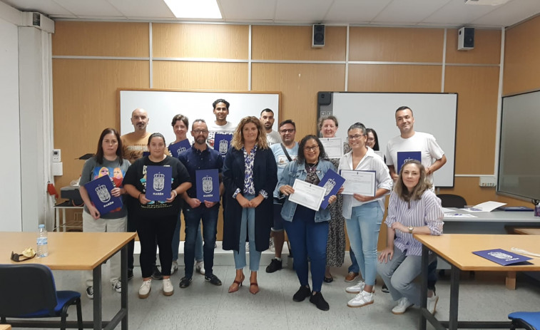 Narón gradúa a otra veintena de alumnos en el programa de formación