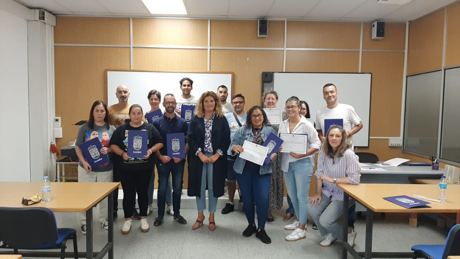 Narón gradúa a otra veintena de alumnos en el programa de formación