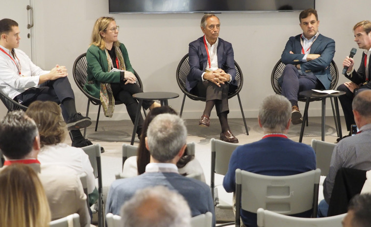 El Congreso Ferrolterra Sostenible reúne a un centenar de personas