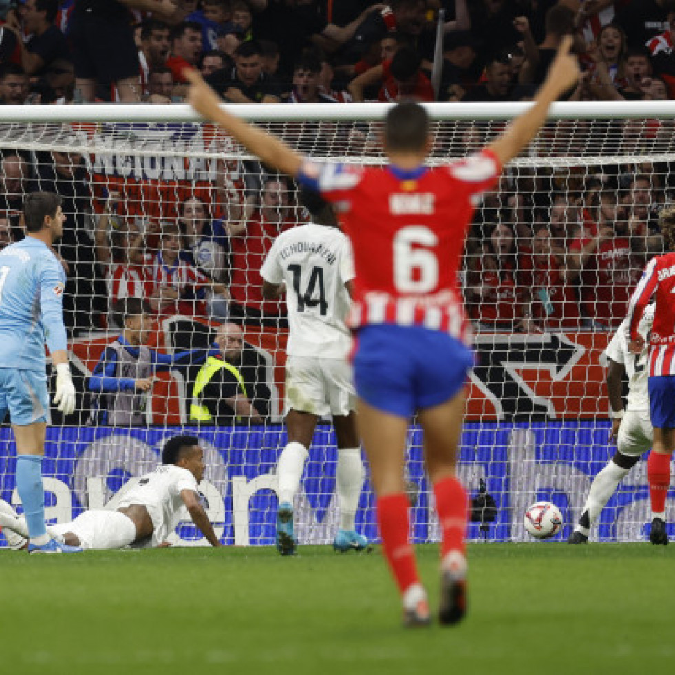 Correa deja en tablas el derbi entre el Atleti y el Real Madrid (1-1)