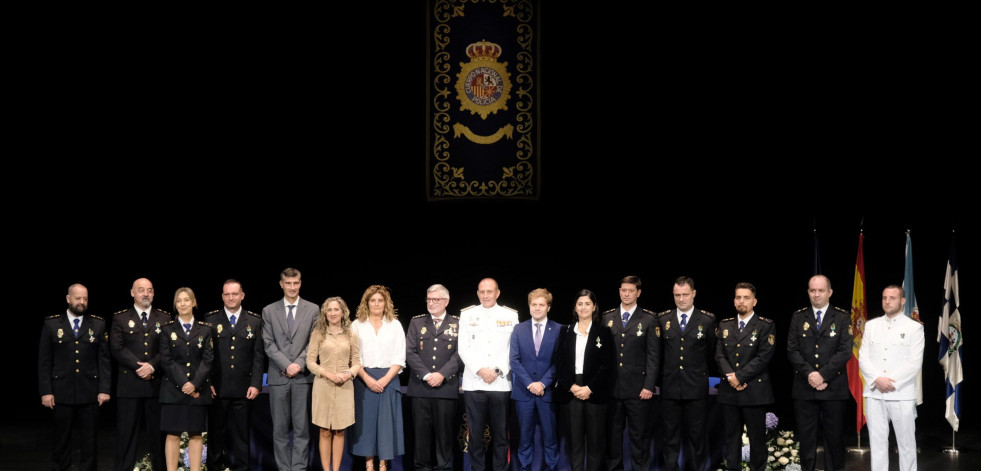 La Policía Nacional de Ferrol-Narón conmemoró los Santos Ángeles Custodios