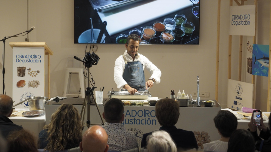 Showcooking en el Arsenal de la mano de la Cofradía de Pescadores