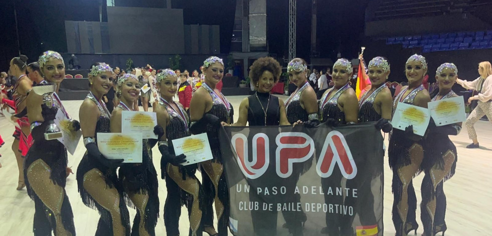 El equipo de danza coreográfica de Narón Revolution Upa ya es campeón de Europa