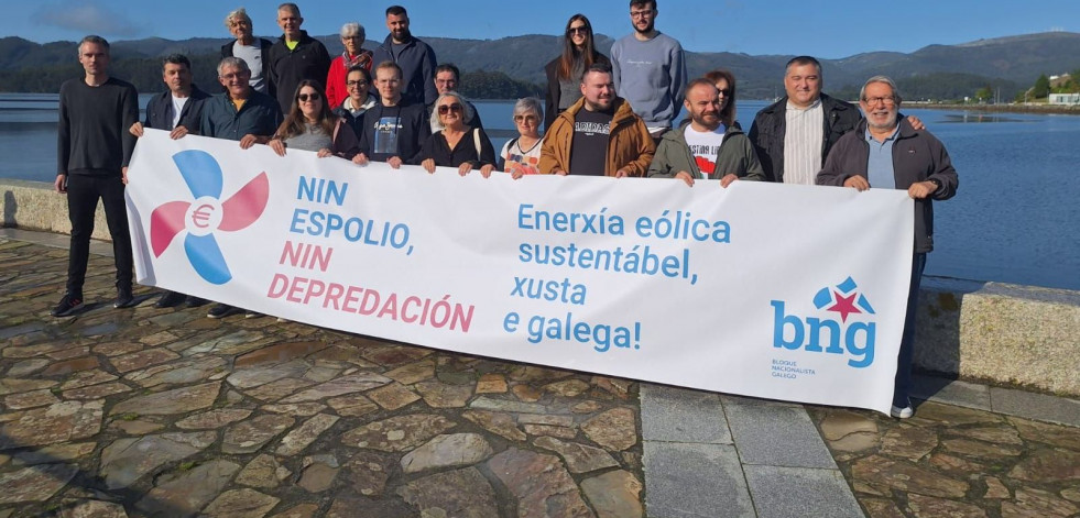 El BNG presenta en Ortigueira su campaña contra el “espolio” de la energía eólica