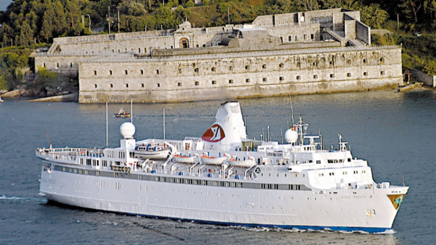 Hace 20 años | El crucero “Black Prince” abre el camino a un nuevo tipo de negocio para el Puerto