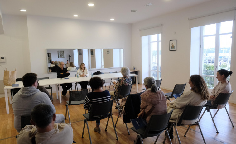 Urbanismo aborda con los vecinos de Ferrol Vello las ayudas de eficiencia energética