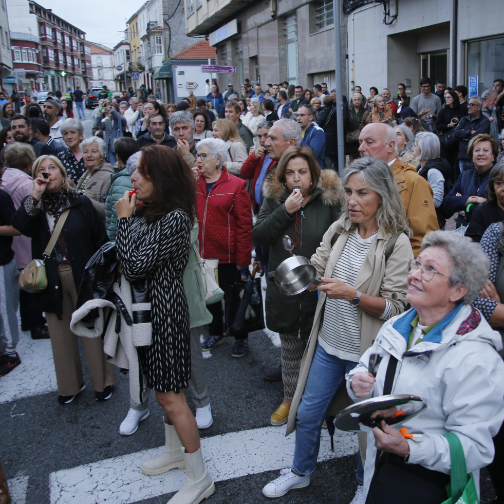 Protesta multitudinaria en Mugardos: 